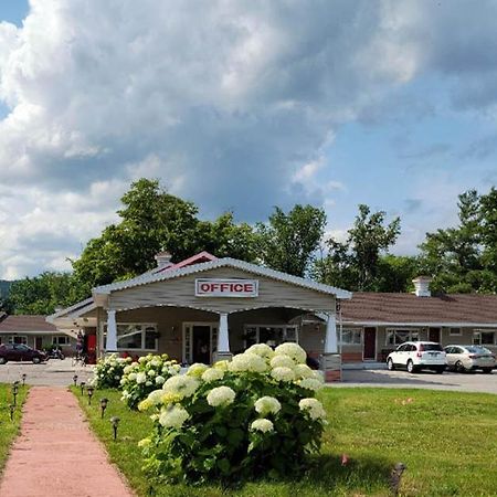 Gorham Motor Inn Extérieur photo