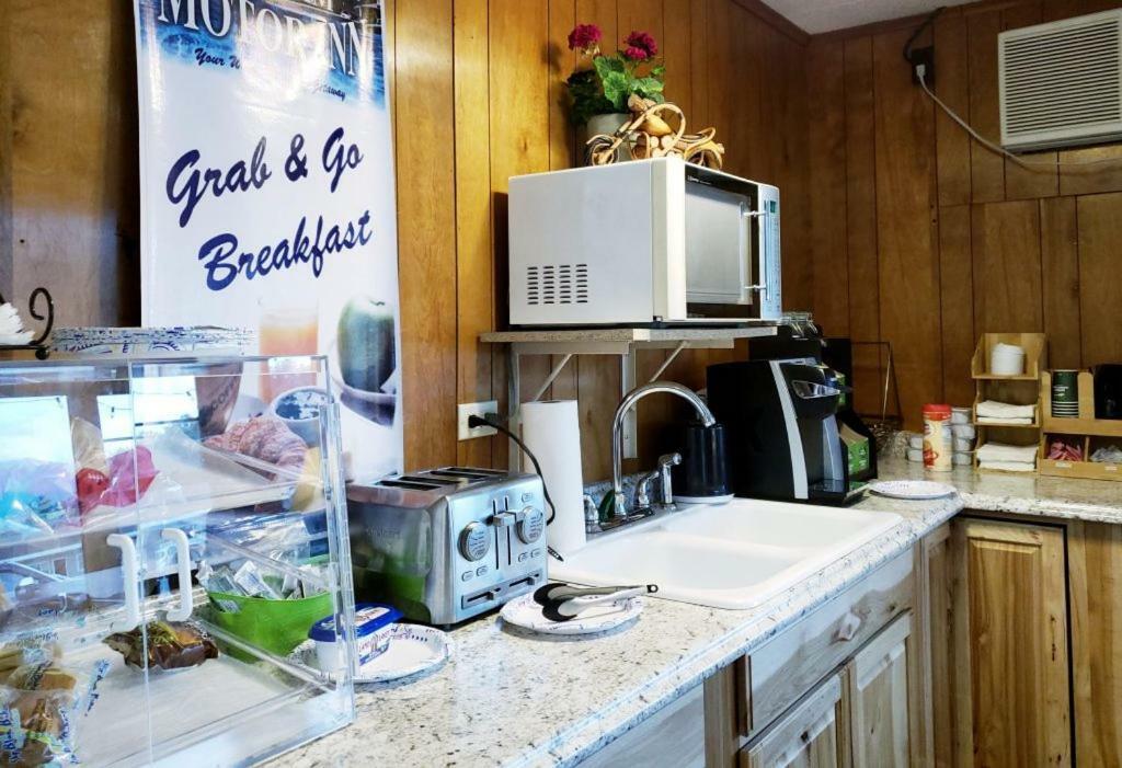 Gorham Motor Inn Extérieur photo